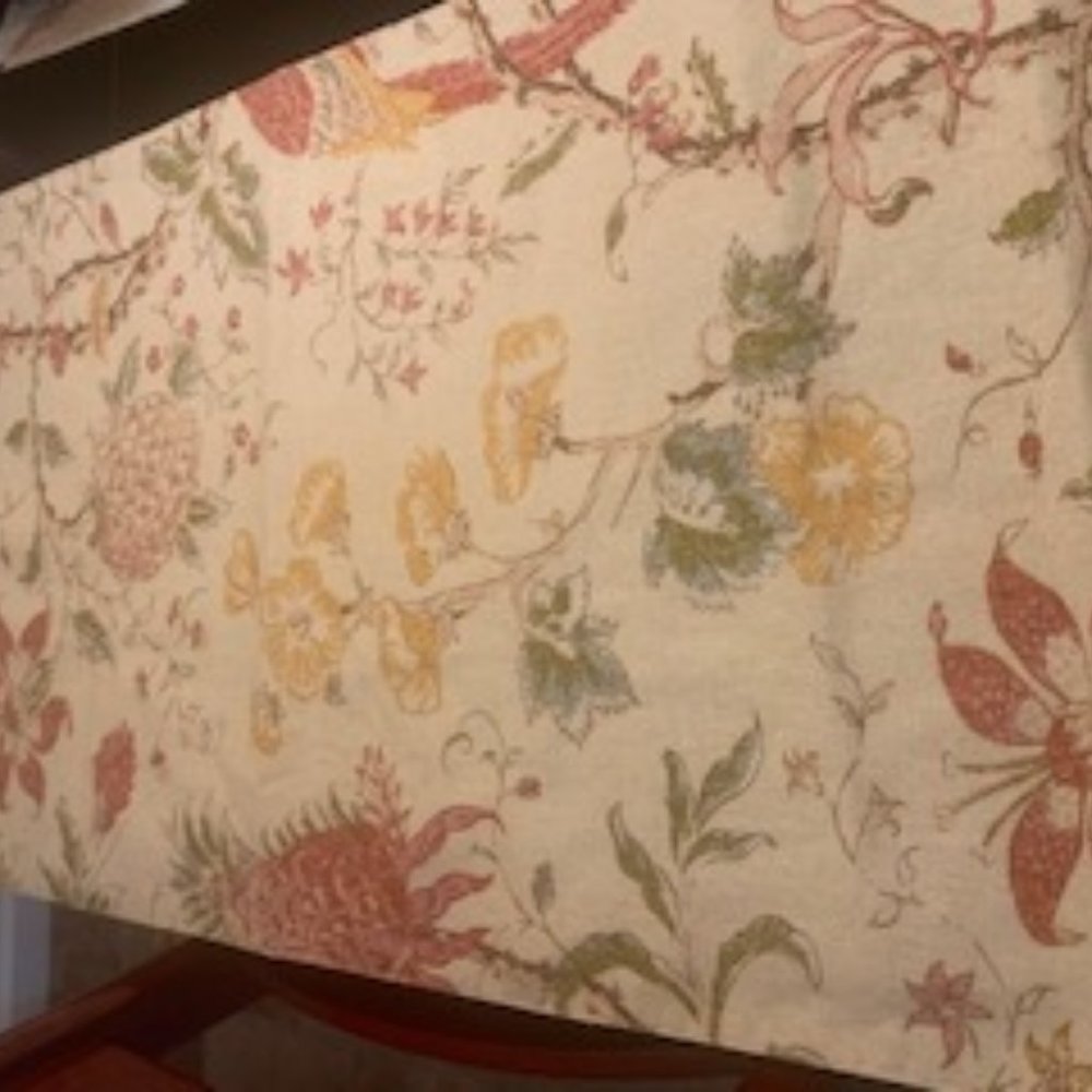 Pottery Barn Table Runner, 89L 19W